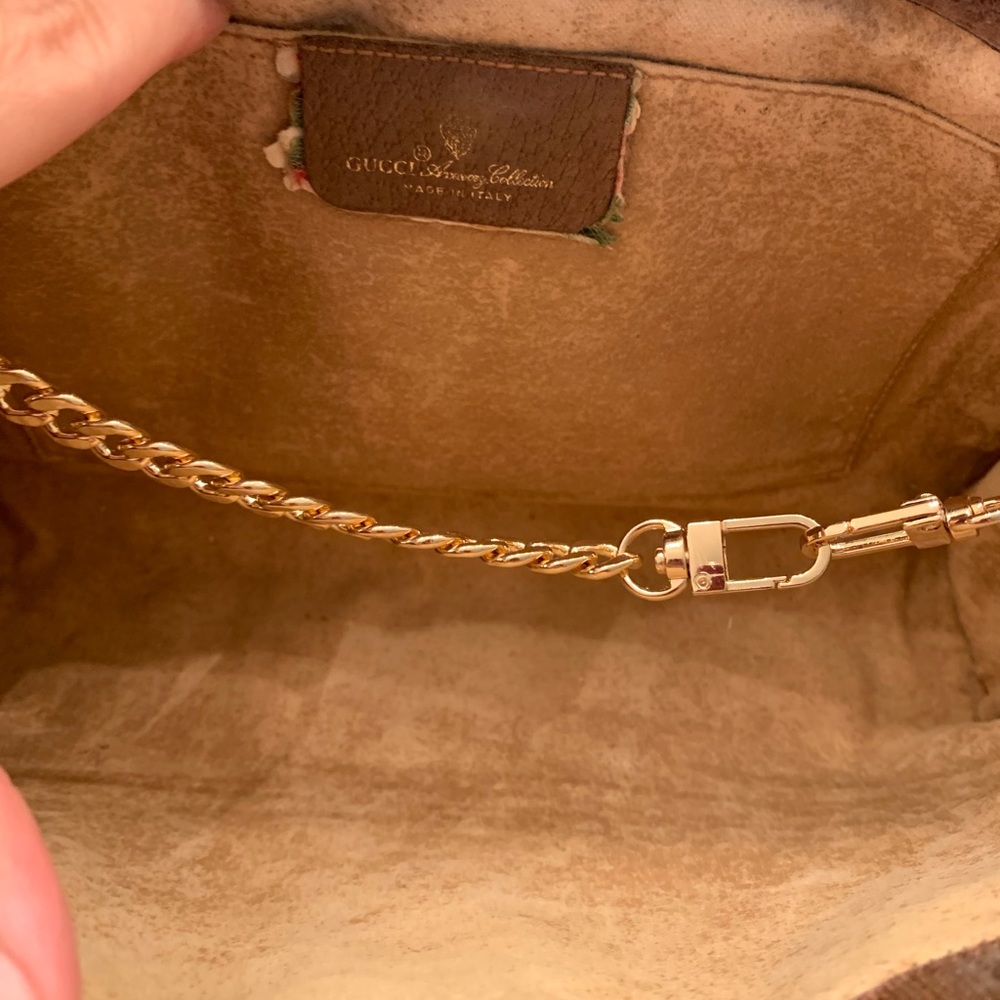 Authentic Gucci Pouch/sling - Picture 4 of 7